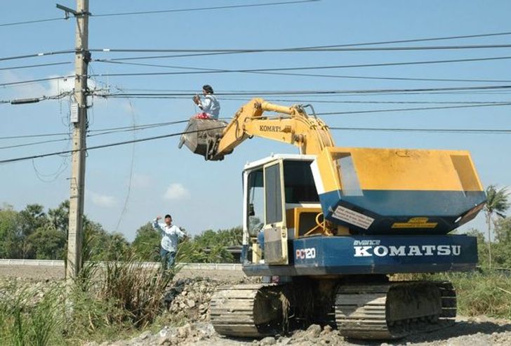 5 Kelakukan para pria ini bikin deg-degan, bahaya banget