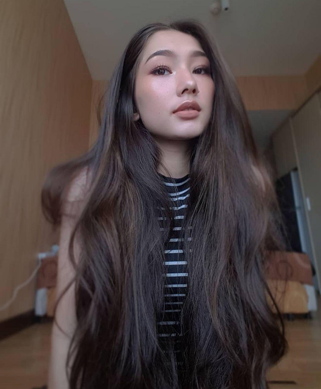 instagram.com/devinaureel