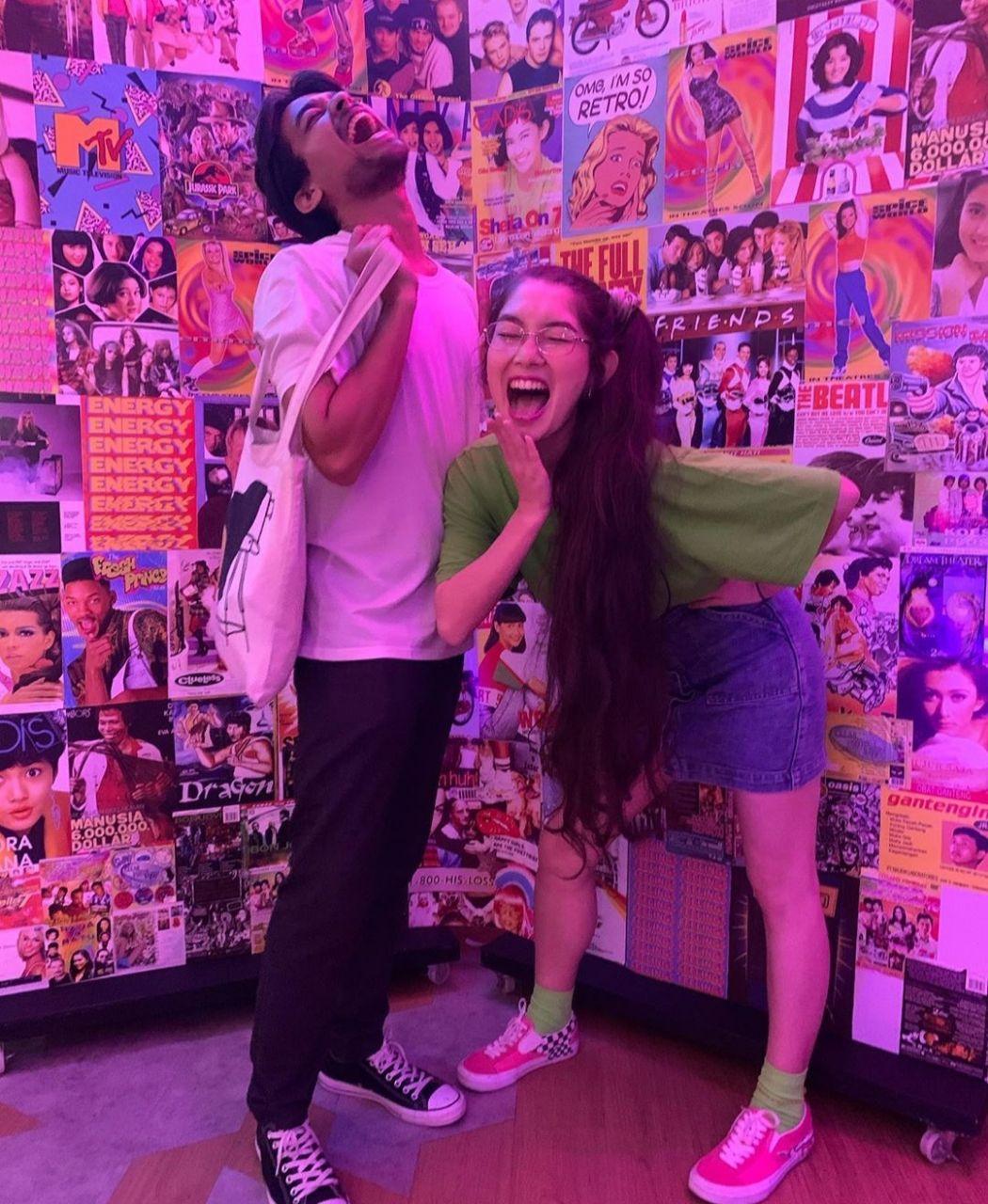 instagram.com/devinaureel