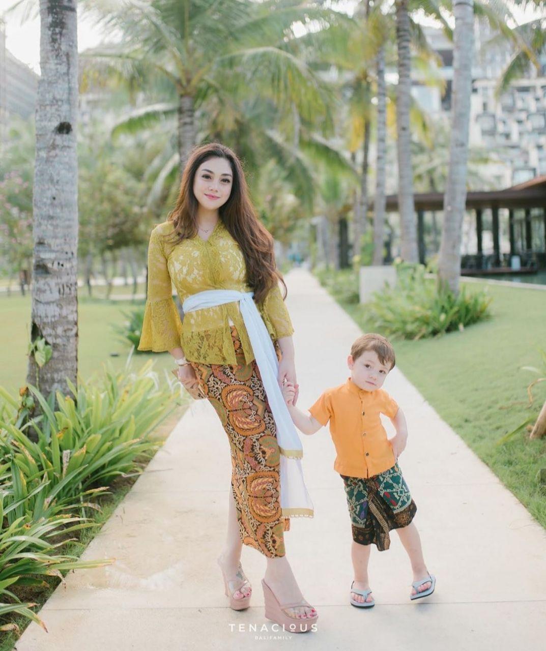 instagram.com/celine_evangelista