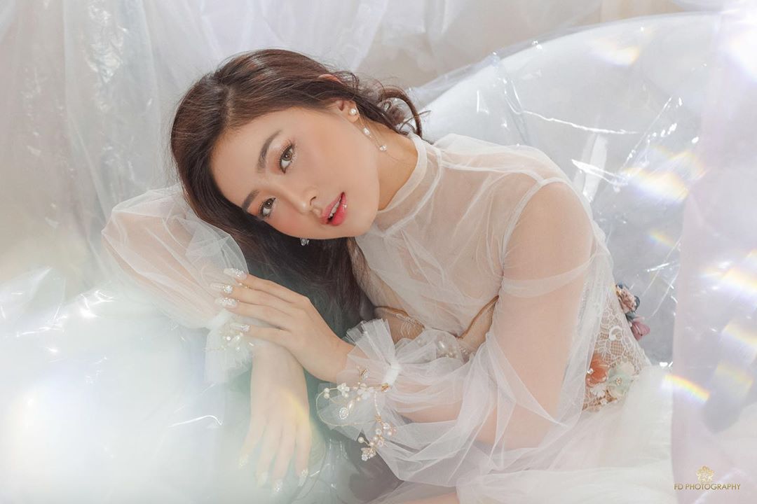 6 Potret cantik Natasha Wilona saat photoshoot, bikin jatuh hati