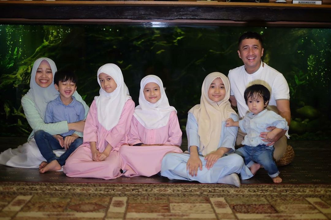 keluarga besar Irfan Hakim