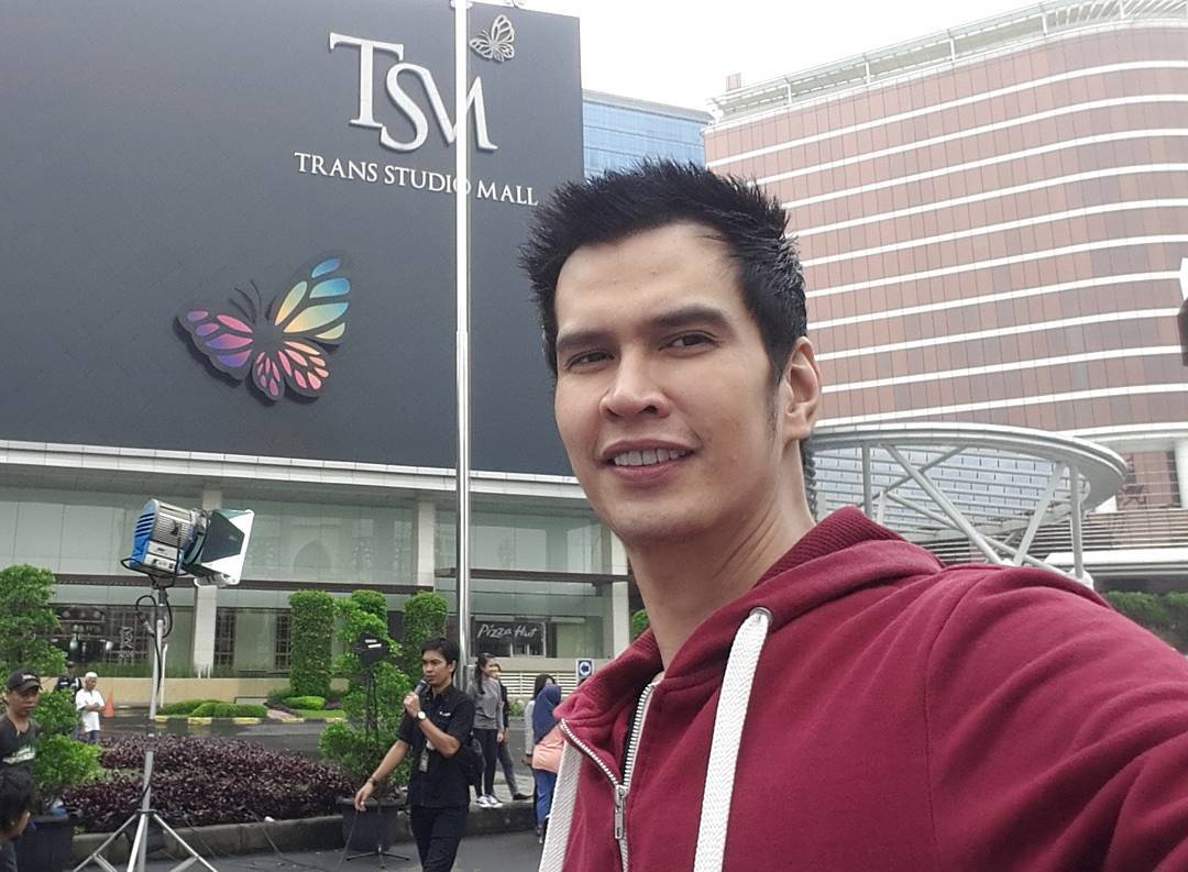 artis yang sudah meninggal