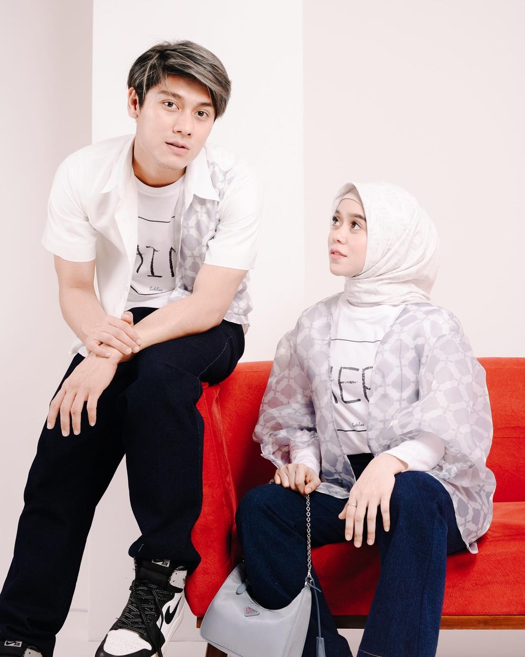 7 Outfit couple ala Lesti Kejora dan Rizky Billar, kompak dan serasi