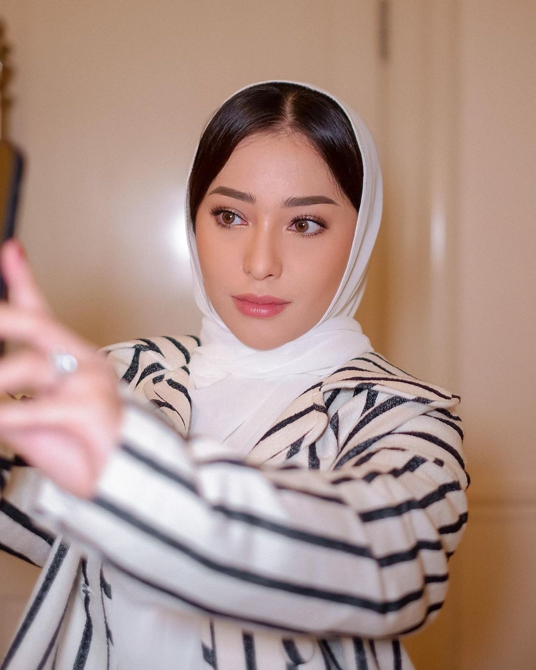 5 Potret menawan Nikita Willy, tak segan lakukan kegiatan mulia ini