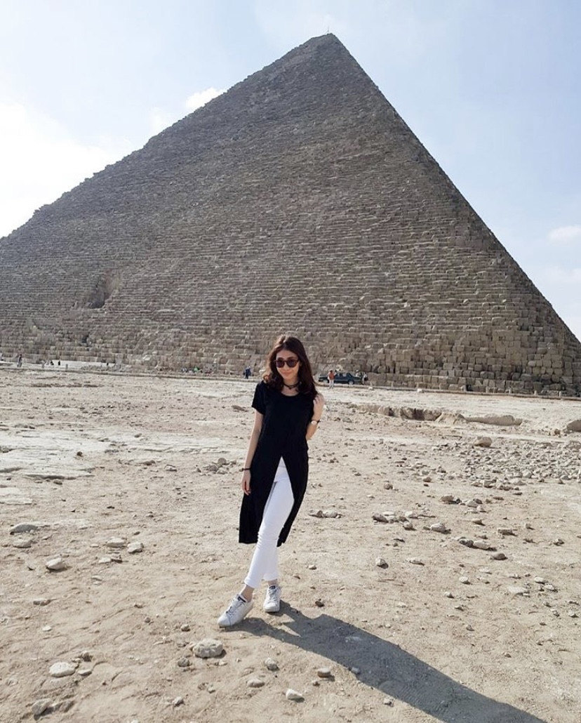 5 Gaya busana ala travel vlogger Grace Girsang ini bisa jadi inspirasi