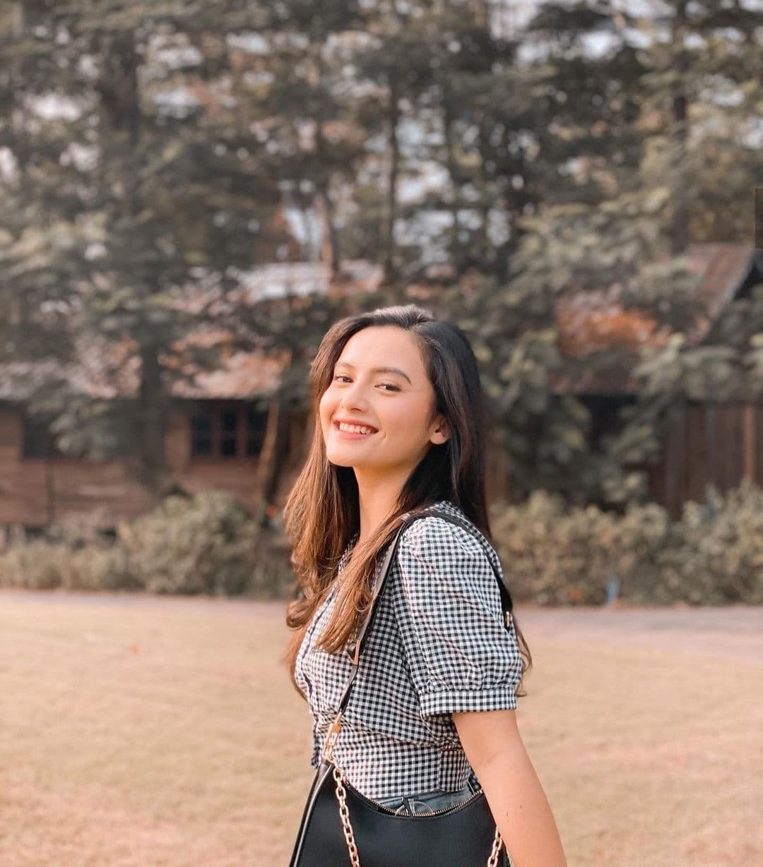 instagram.com/femilasinukaban