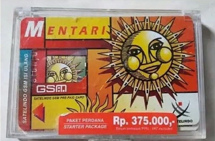 11 Keseruan pakai handphone jadul yang cuma dirasakan generasi lawas