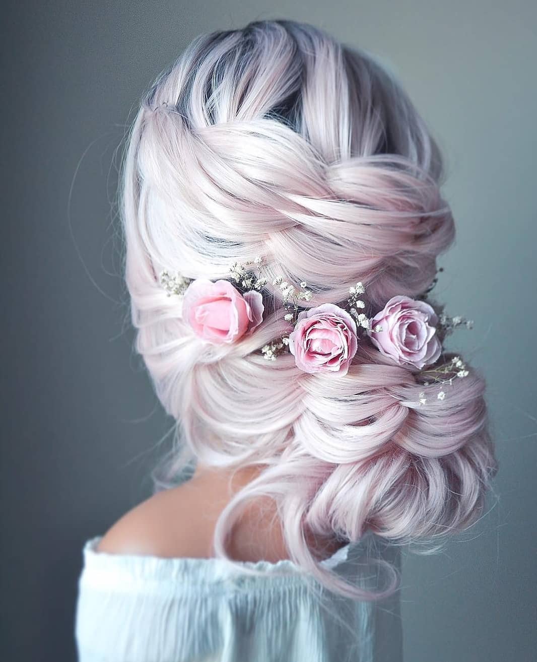 7 Inspirasi hairstyle ini membuat hari istimewa kamu makin berkesan