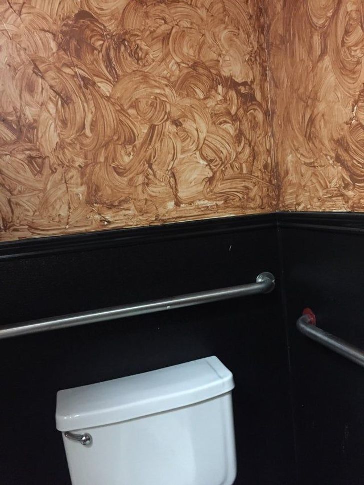 15 Desain kamar mandi ini bikin mikir keras, nyeleneh banget