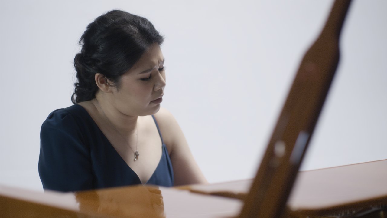 Edith Widayani, piano The Notebook