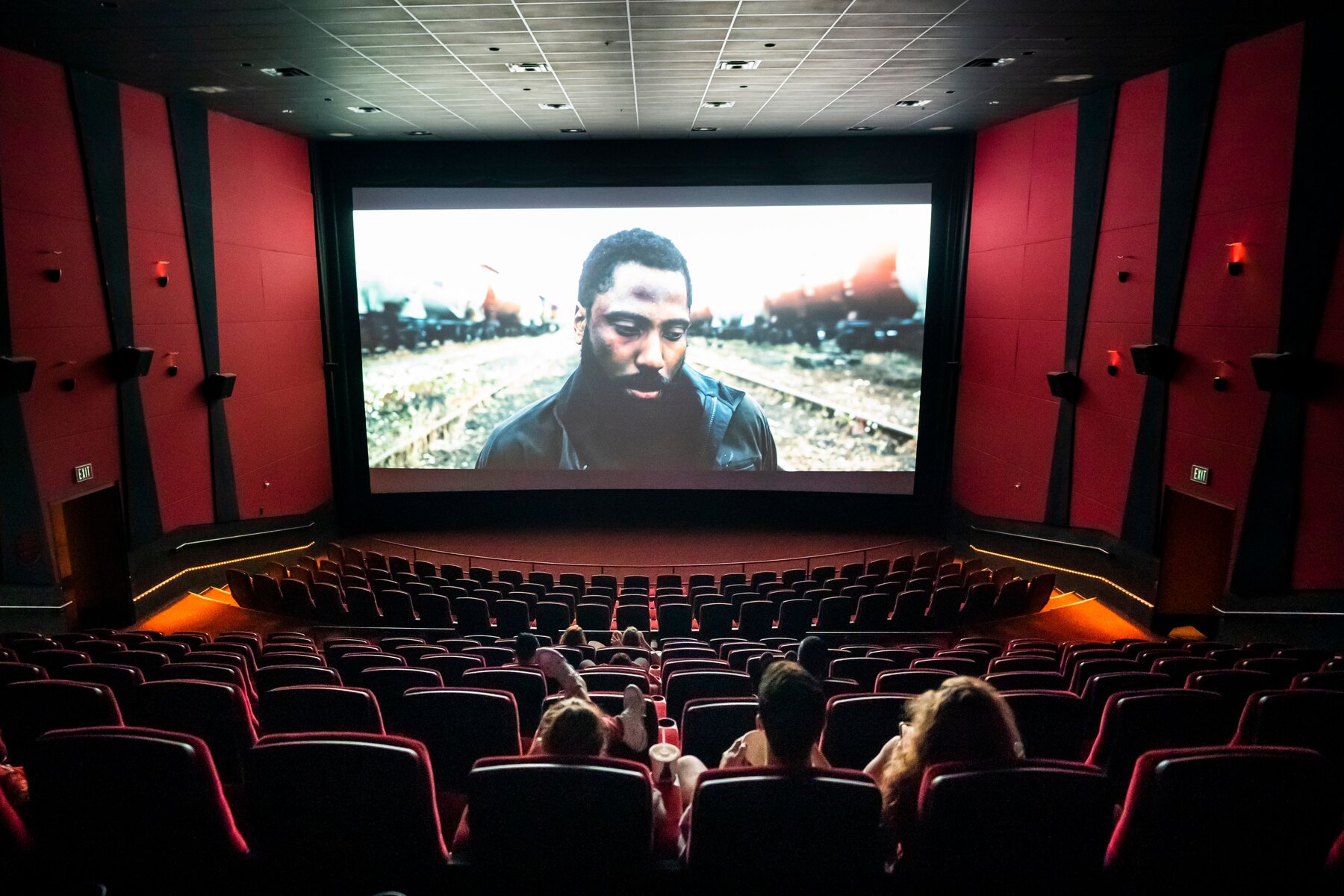 Nasib gedung bioskop di masa depan, apakah akan punah?