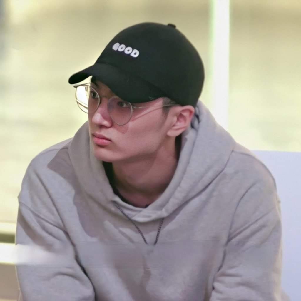 11 Potret Jay ENHYPEN yang boyfriend material abis, bikin jatuh hati