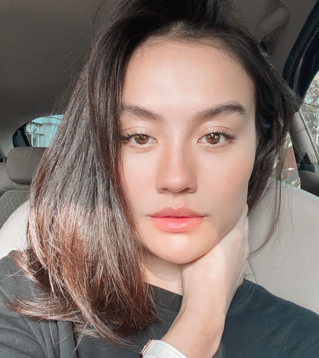 7 Seleb dengan rambut pendek