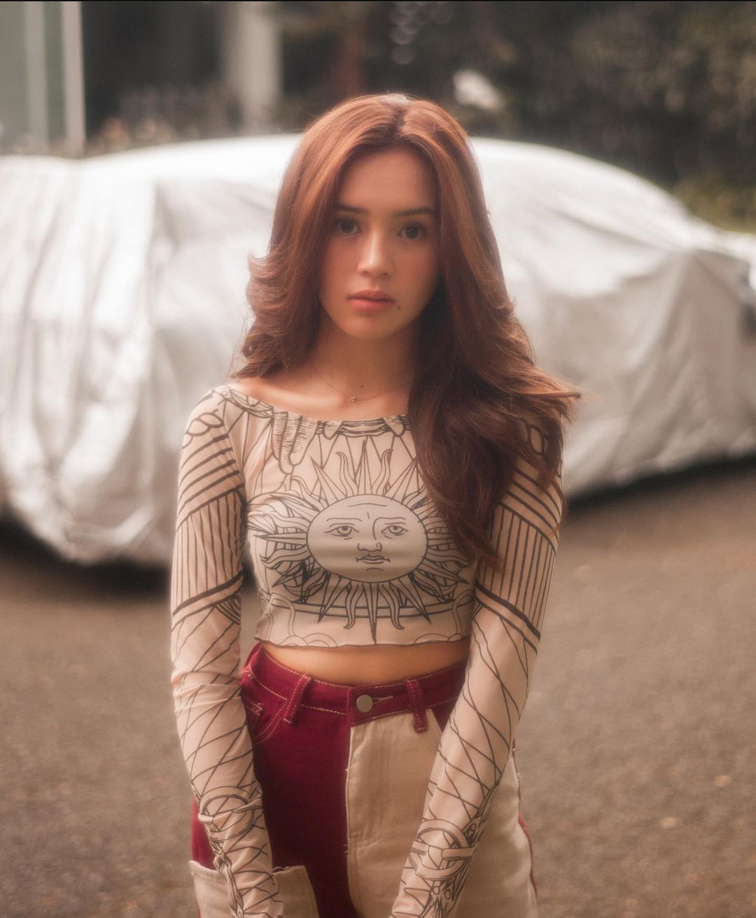Artis cantik berusia 18 tahun