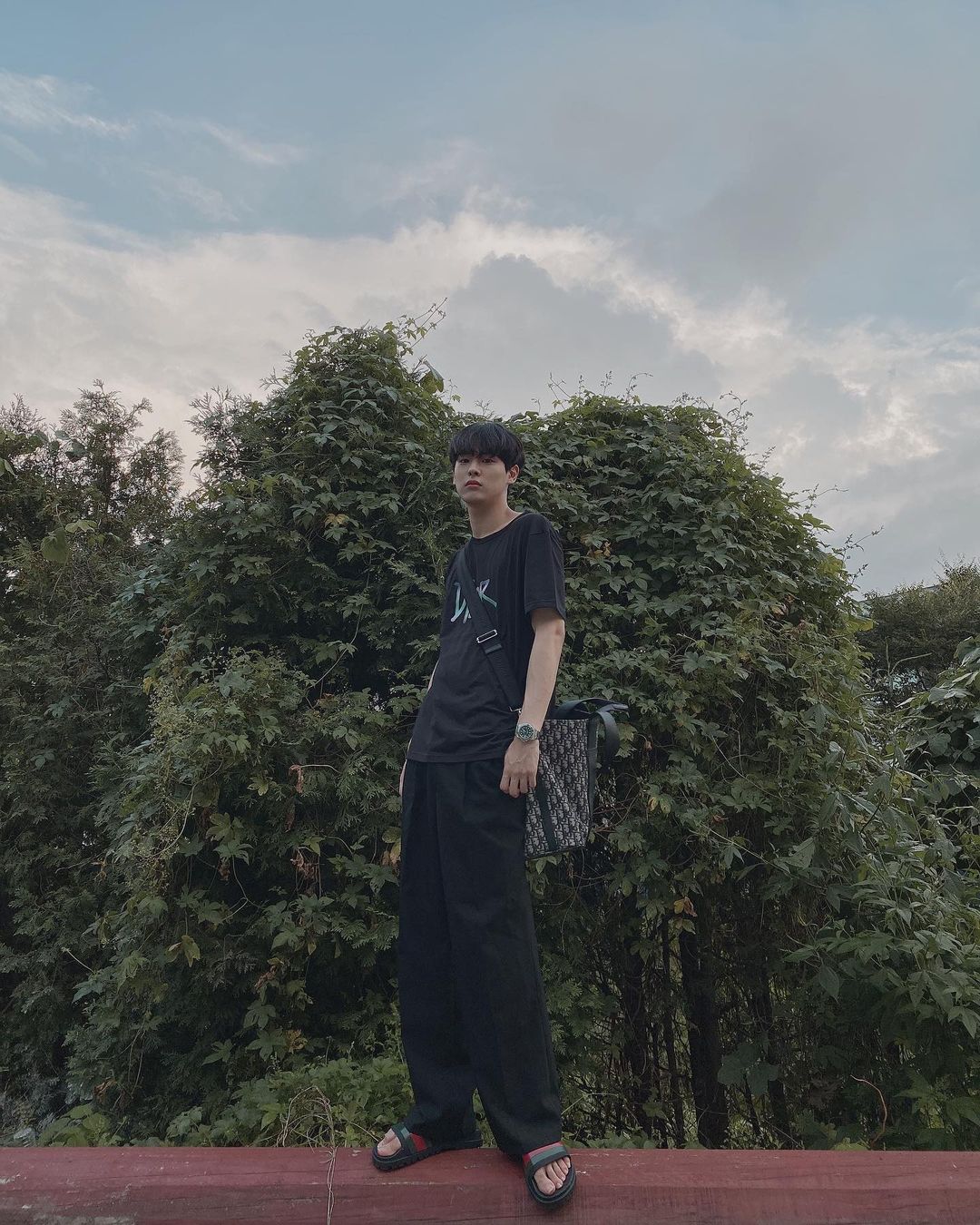 Byungchan tinggi