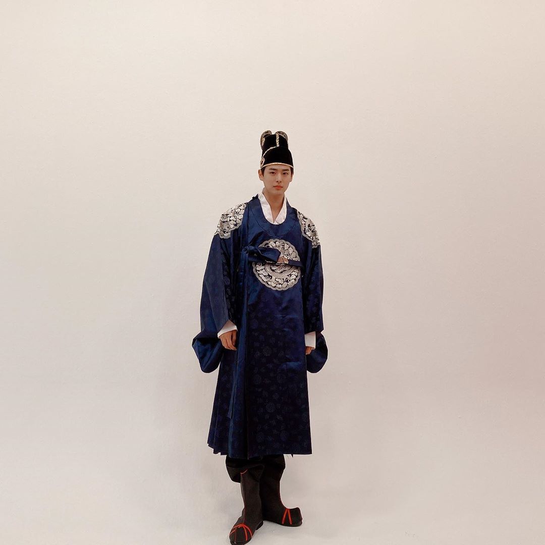 Byungchan tinggi