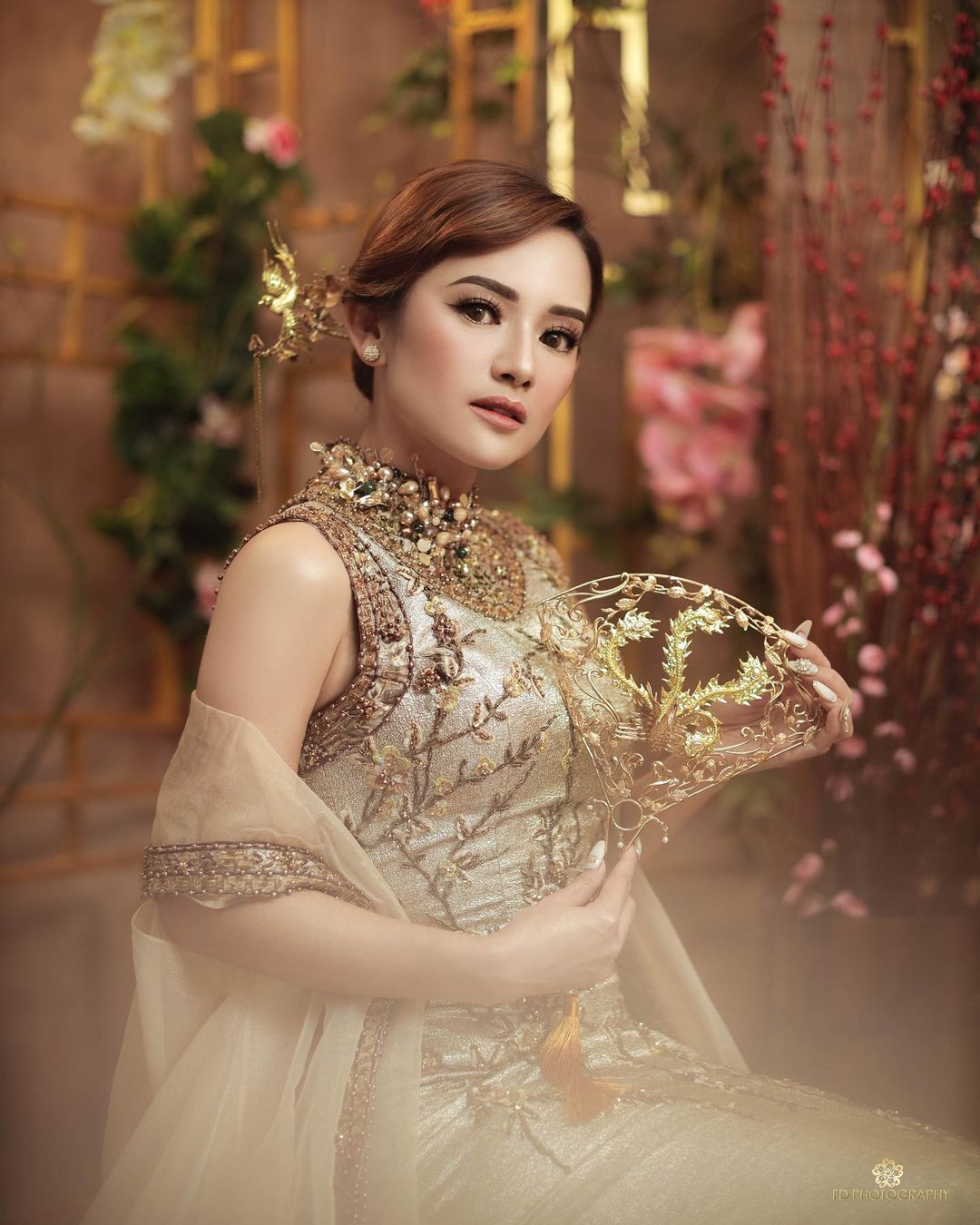 5 Potret prewedding Citra Monica dan Ifan Seventeen, tampil menawan