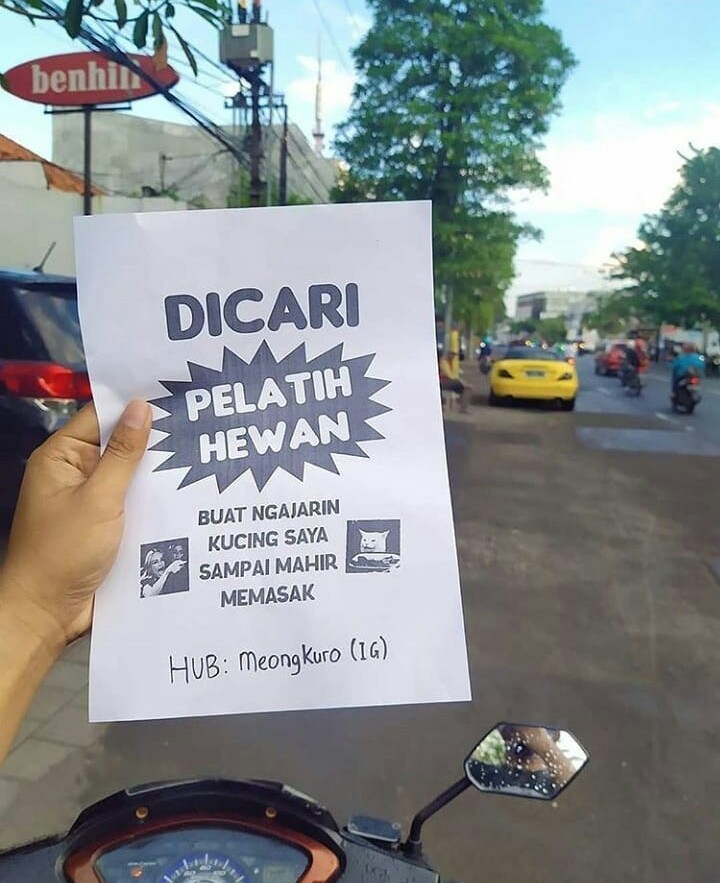 7 Pengumuman dengan informasi nyeleneh ini bikin geleng kepala