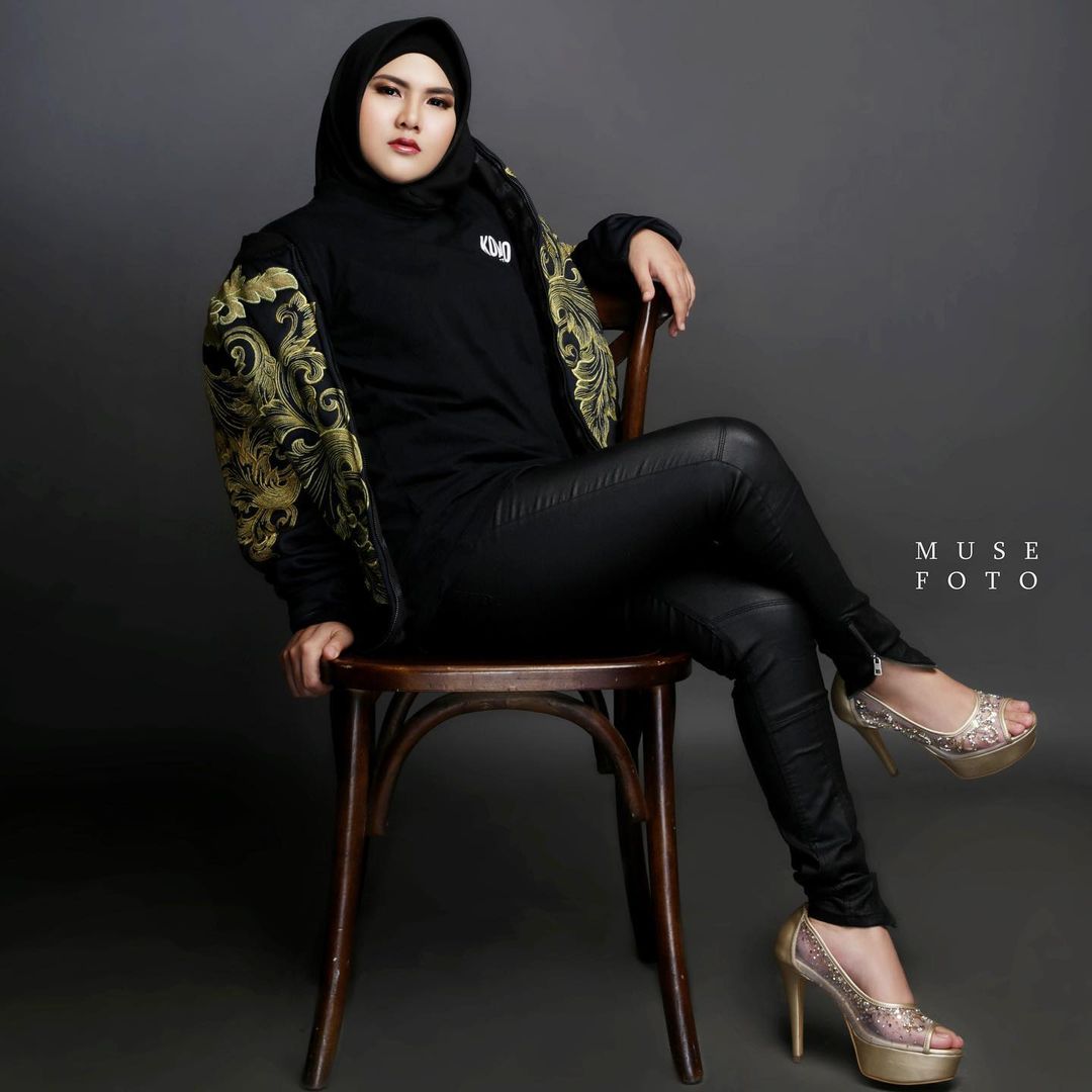 6 Potret cantik Evelin Nada Anjani saat kenakan hijab, tuai pujian