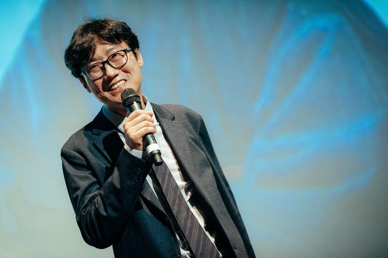 Hwang Dong-Hyuk (Imdb.com)