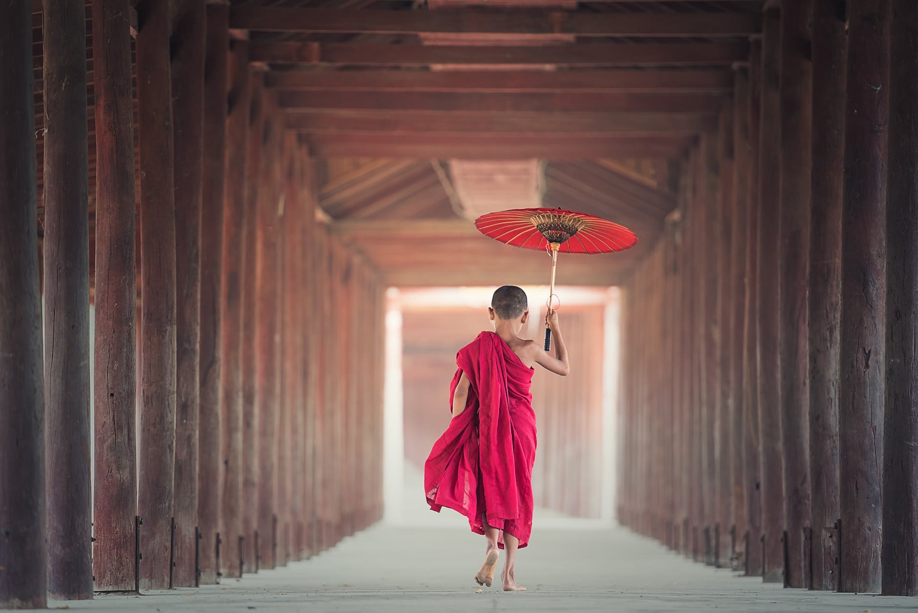 Orang beragama sumber: www.pexels.com/pixabay