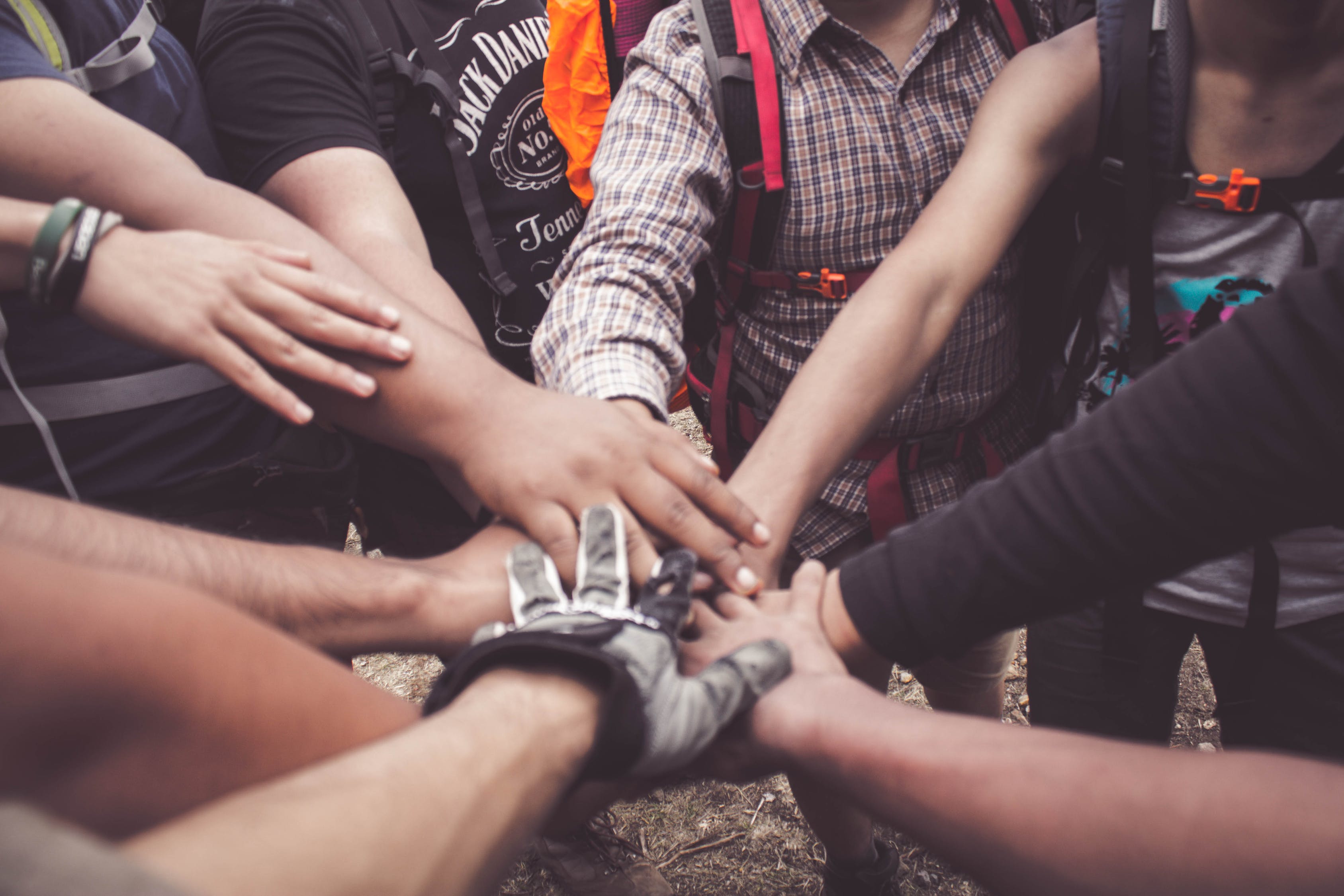 Sedang bermusyawarah sumber: www.pexels.com/Dio Hasbi Saniskoro