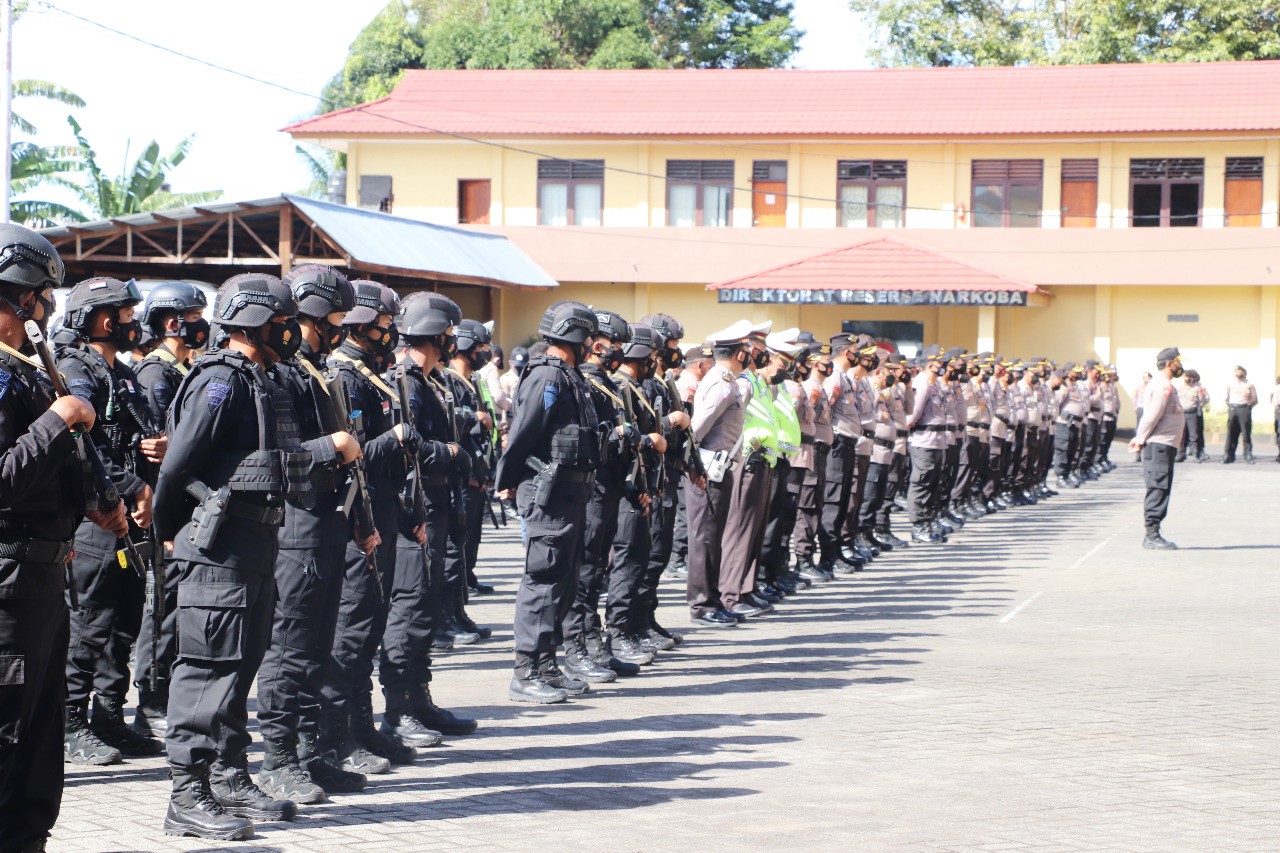 Pengamanan malam Natal ini, Polda Sulut menyiagaan 673 personelnya. (foto:graceywakary)