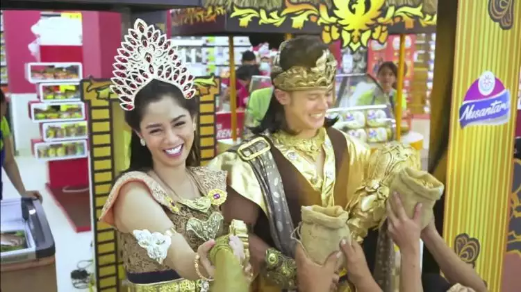 Duh kocaknya, vlog kunjungan Raja Nusa dan Ratu Tara ini, bikin ngakak