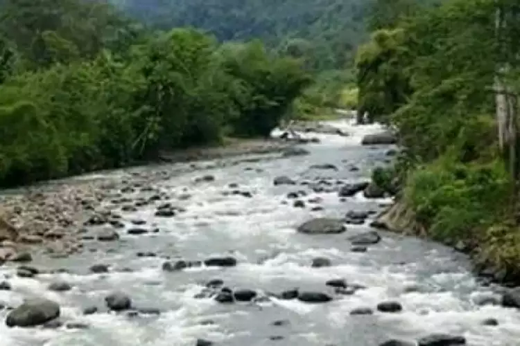 Siapa bilang sungai di Indonesia kotor semua