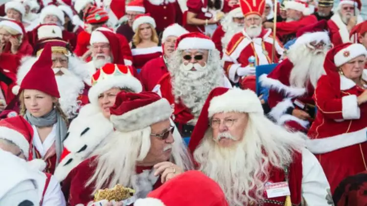 5 Versi  Santa Claus dari berbagai negara di dunia, ternyata beda-beda