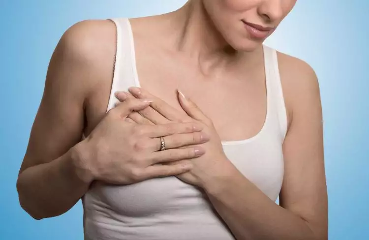 9 Kebiasaan ini buruk bagi payudara kamu