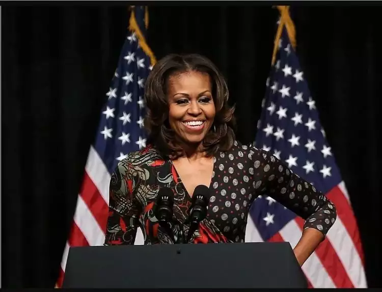 Michelle Obama bakal rilis buku memoar senilai 30 juta dollar