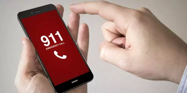 7 Alasan terkonyol saat menghubungi nomor darurat 911