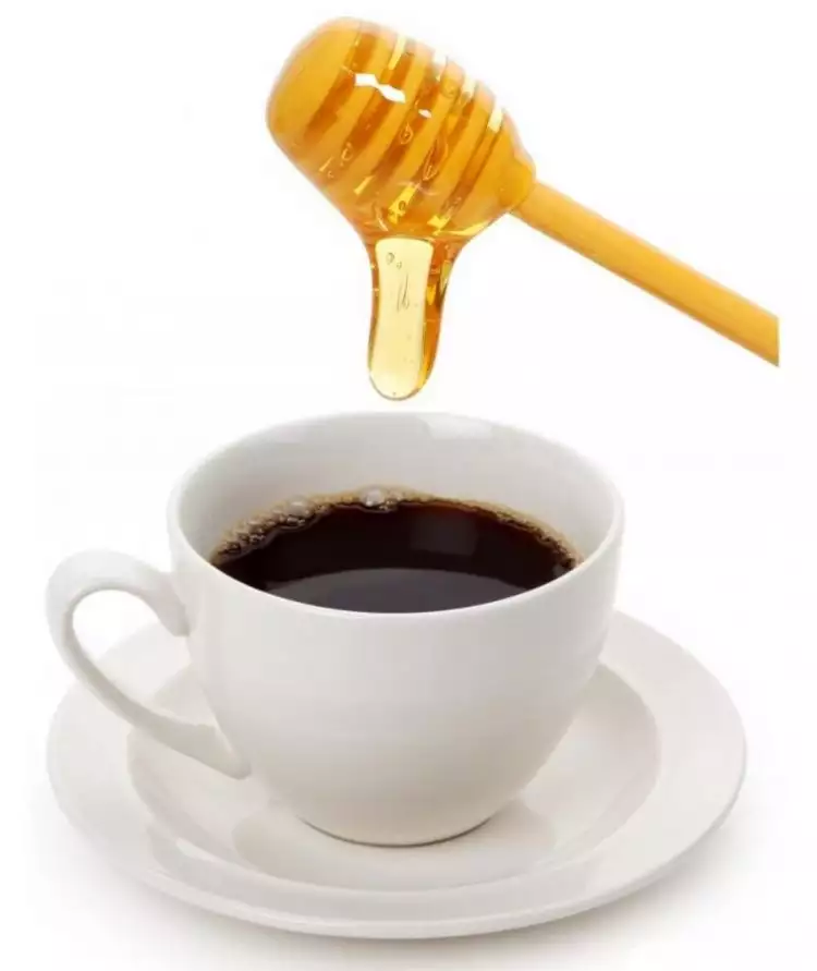 Manfaat masker kopi dan madu, perawatan mudah buat wajah