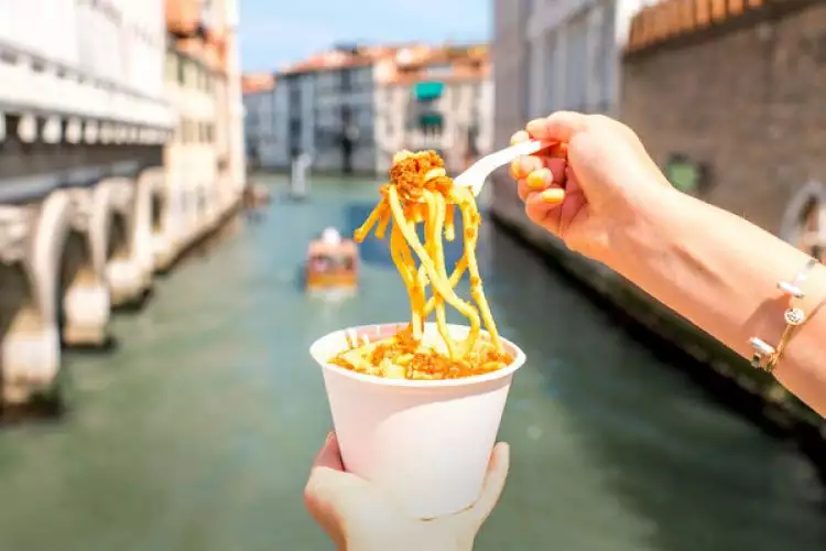 5 Kota di dunia ini wajib dikunjungi pencinta kuliner 