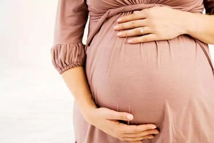 Punya perut besar karena hamil, ibu ini dituduh mengutil barang di mal