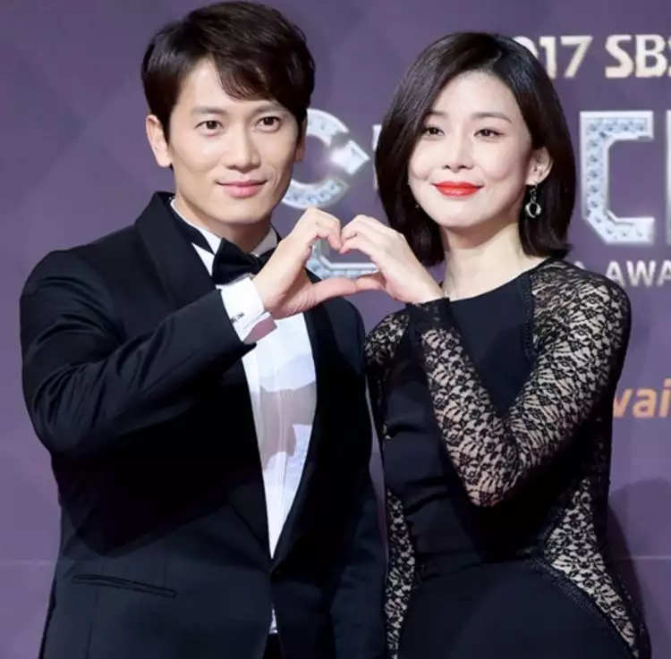 Pasangan aktor Ji Sung dan aktris Lee Bo-young nantikan anak kedua