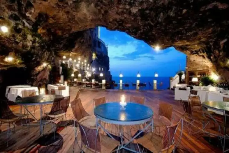 11 Restoran terunik di dunia, ada yang terletak di gua batu kapur