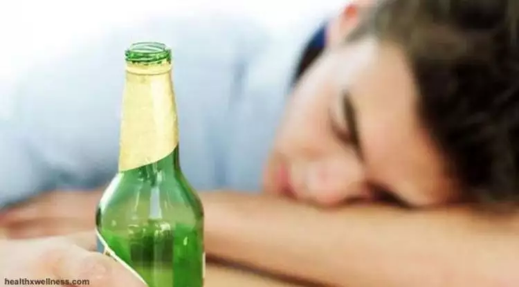 Ini 5 bahaya minuman beralkohol buat kesehatanmu