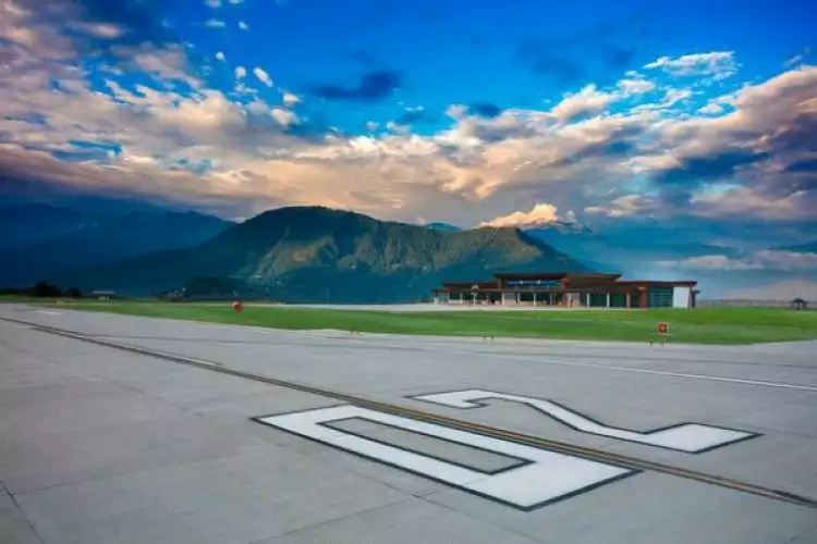 10 Potret keindahan Pakyong, salah satu bandara menawan di dunia