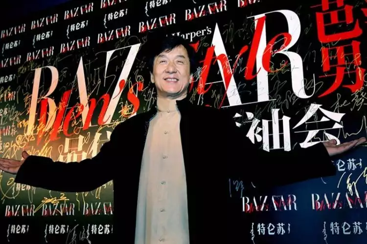 Tak banyak terungkap, 10 fakta mengenai Jackie Chan ini perlu kamu tau