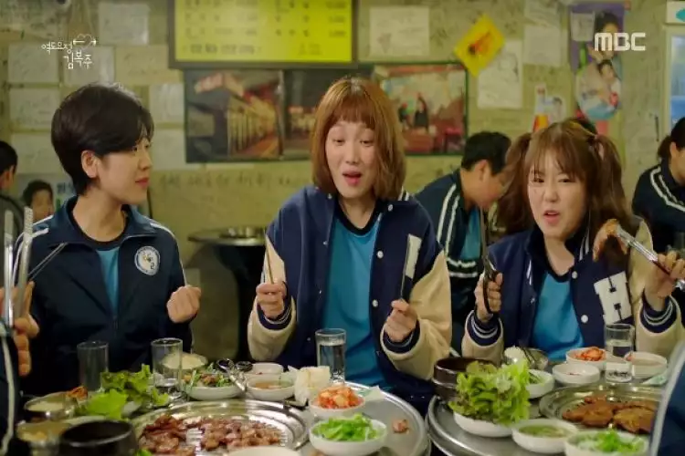 11 Street food Korea paling sering muncul di K-Drama ini bikin ngiler