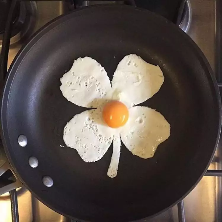16 Kreasi telur ceplok ini bikin sarapan jadi tak membosankan