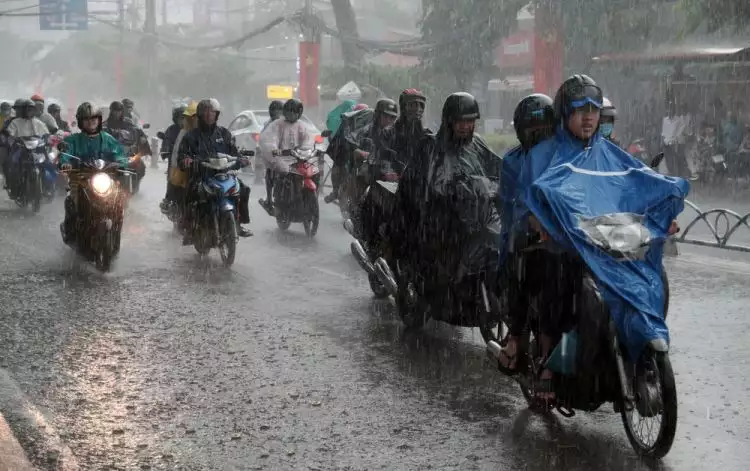 3 Tips agar sepeda motor tetap dalam kondisi baik di musim hujan