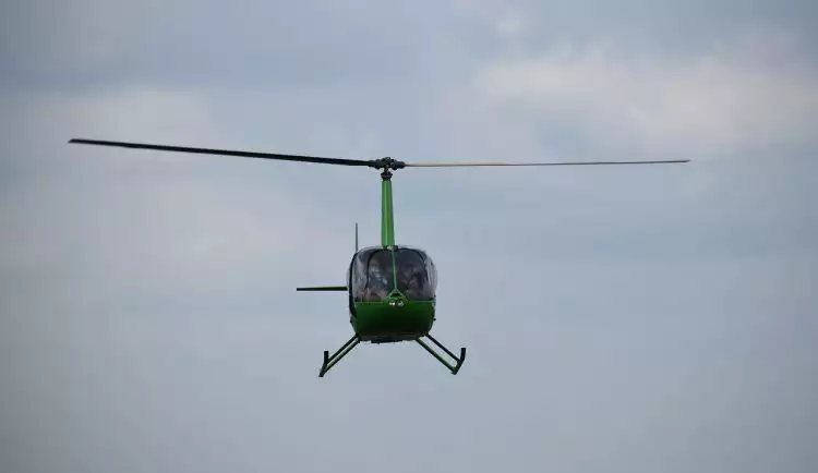 Helikopter berpenumpang 3 WNA jatuh di sawah Desa Kawo, Lombok Tengah