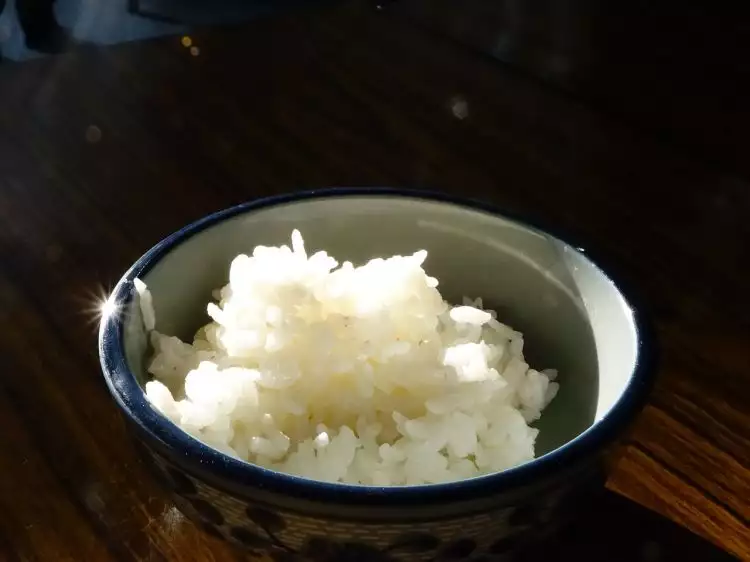 Ini alasan mengapa penderita diabetes dianjurkan makan nasi dingin