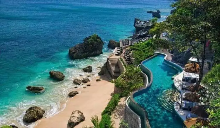 Nyari destinasi liburan keren di Bali? Ini dia rekomendasinya