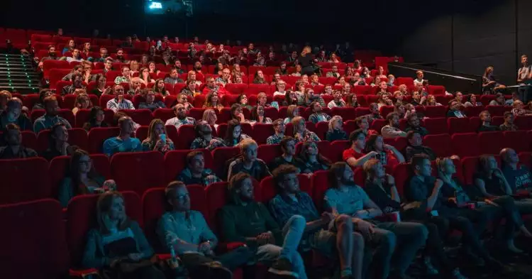 Apakah virus Corona akan mengubah bisnis bioskop di Amerika?