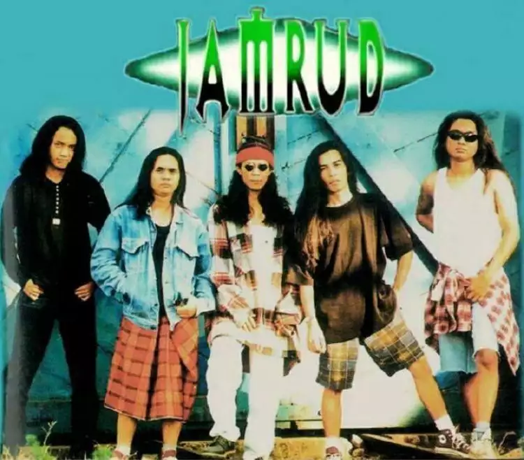 9 Lagu Jamrud paling fenomenal di awal tahun 2000-an, cadas abis!